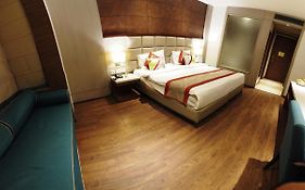 Lemonwood Suites 3*