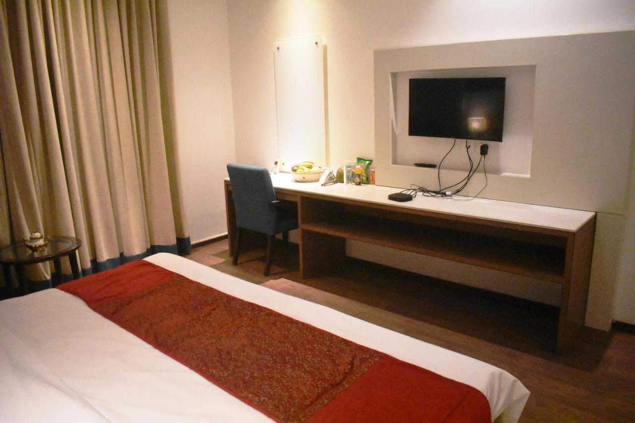 Lemonwood Suites By F9 Hotels - Trivoli Garden Chhatarpur New Delhi Exterior photo