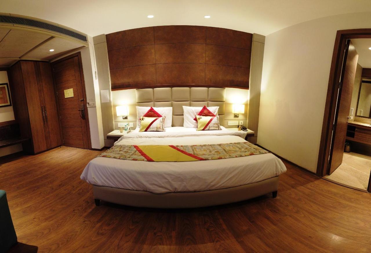 Lemonwood Suites By F9 Hotels - Trivoli Garden Chhatarpur New Delhi Exterior photo