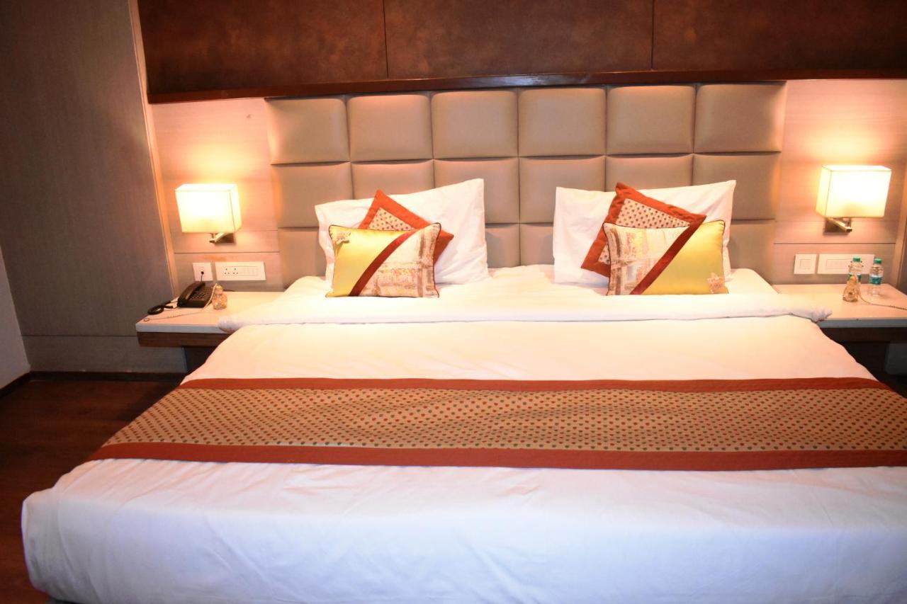 Lemonwood Suites By F9 Hotels - Trivoli Garden Chhatarpur New Delhi Exterior photo