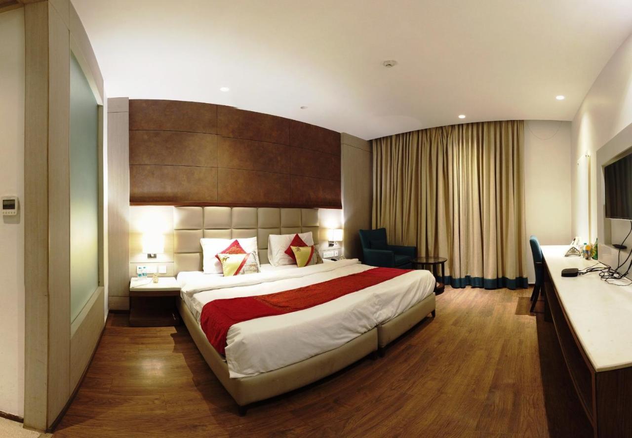 Lemonwood Suites By F9 Hotels - Trivoli Garden Chhatarpur New Delhi Exterior photo