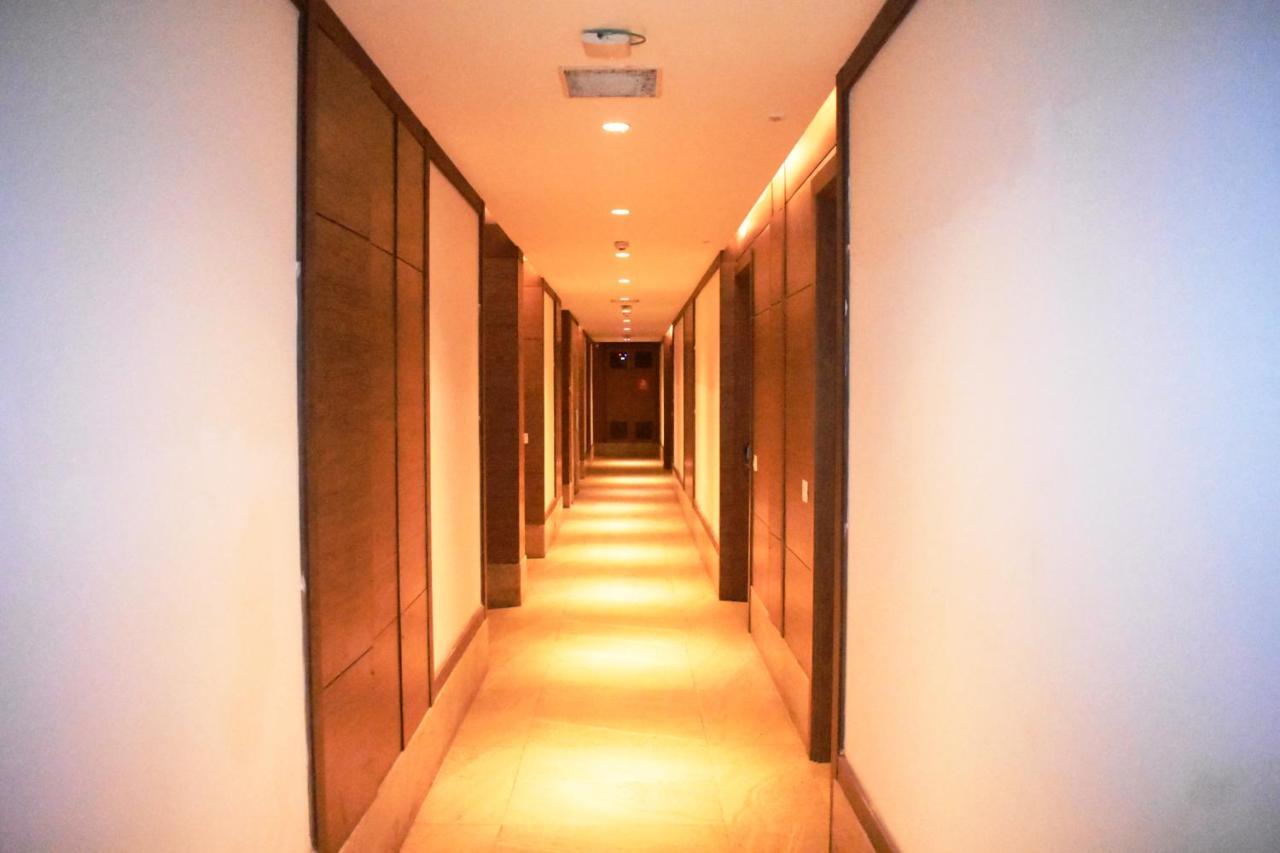 Lemonwood Suites By F9 Hotels - Trivoli Garden Chhatarpur New Delhi Exterior photo